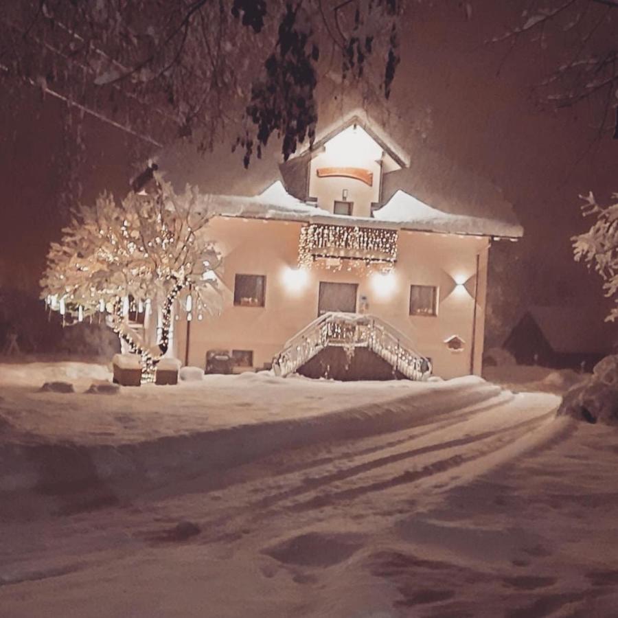 Hotel Rosengarten Tarvisio Kültér fotó